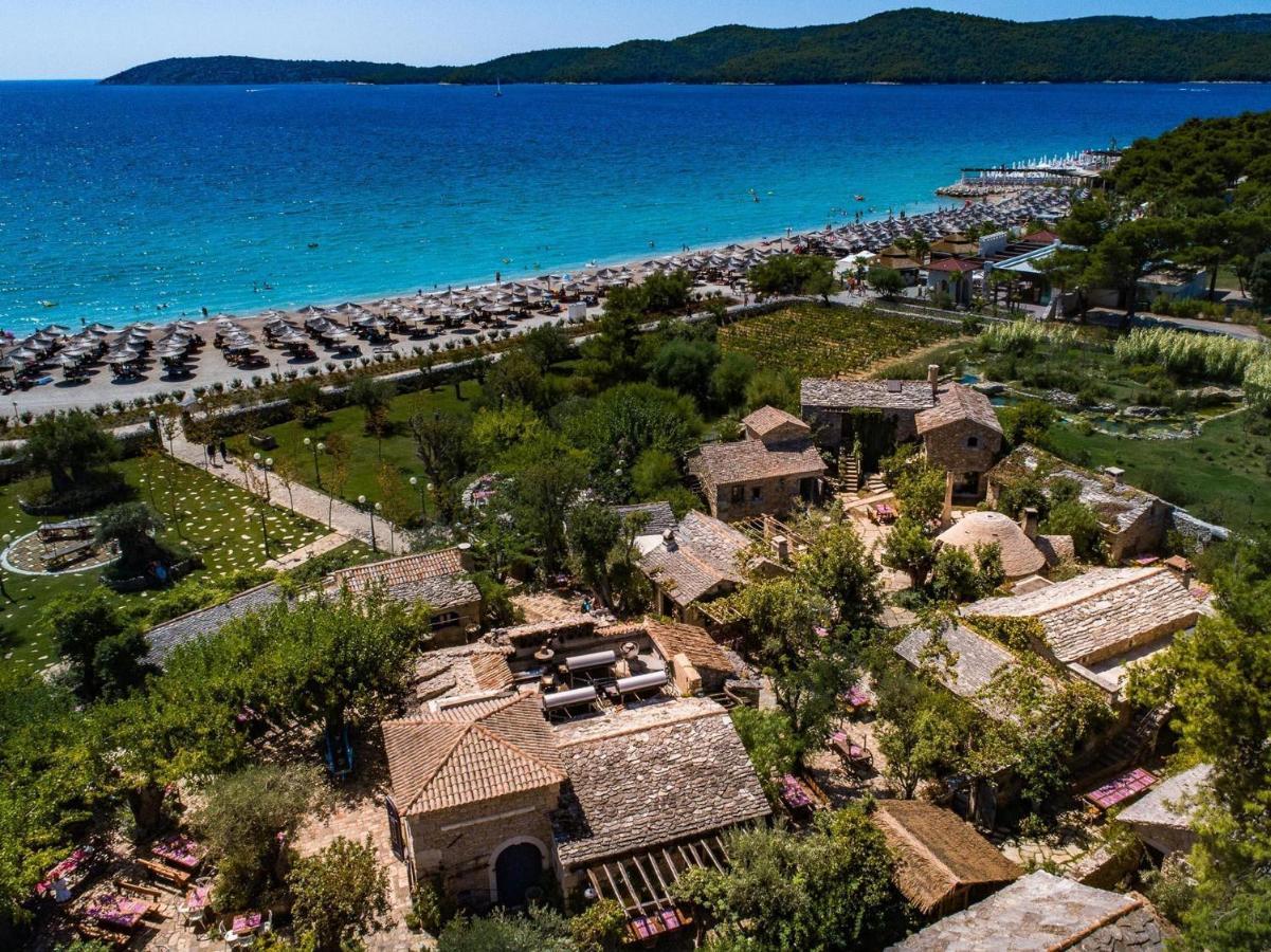 My Adriatic Place With Private Garden And Garage 希贝尼克 外观 照片