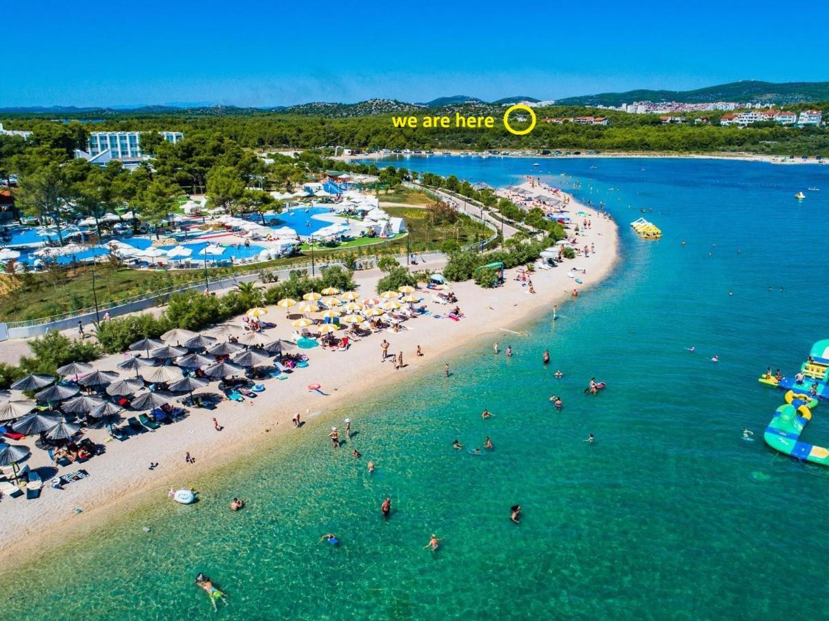 My Adriatic Place With Private Garden And Garage 希贝尼克 外观 照片