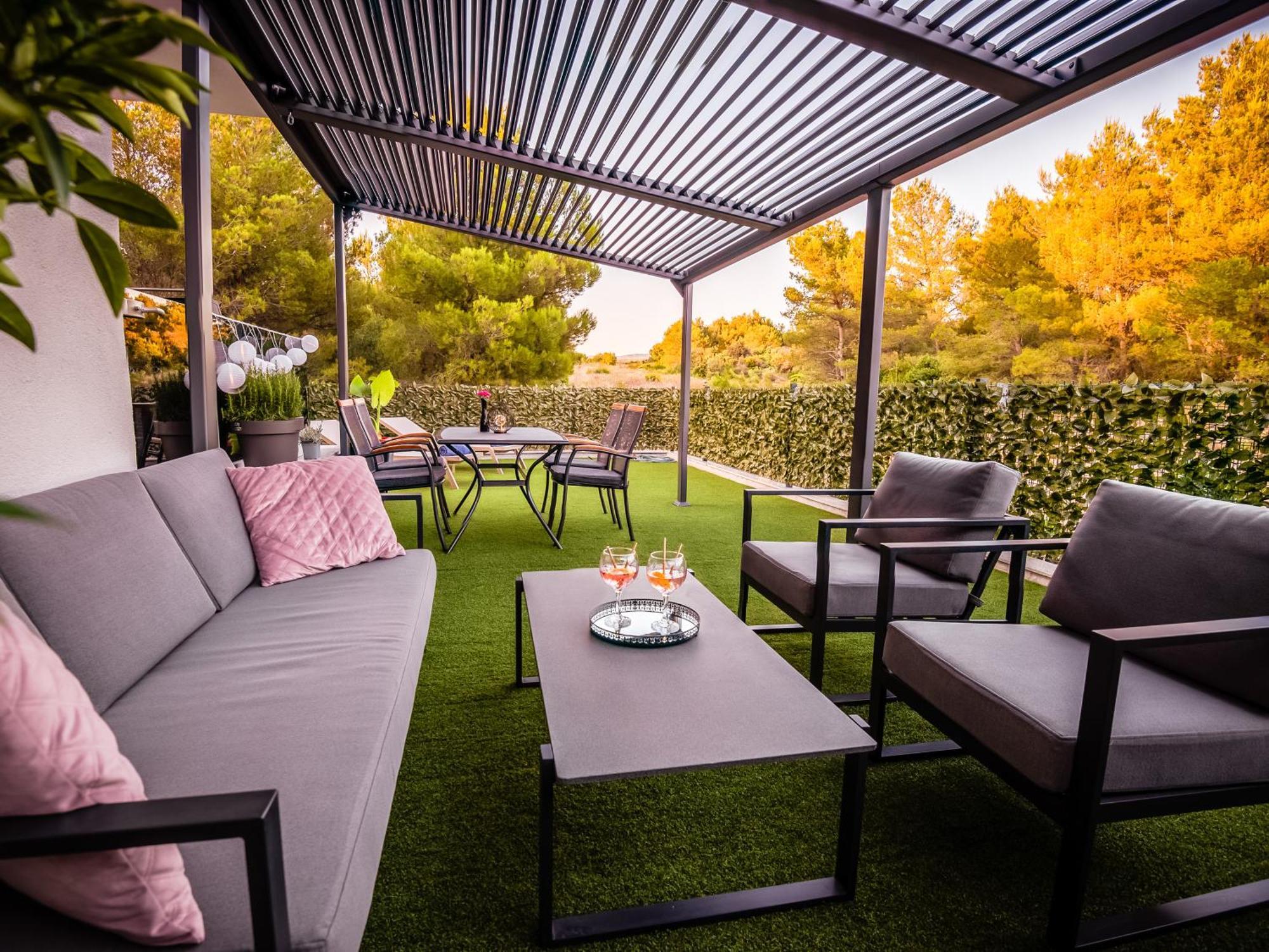 My Adriatic Place With Private Garden And Garage 希贝尼克 外观 照片